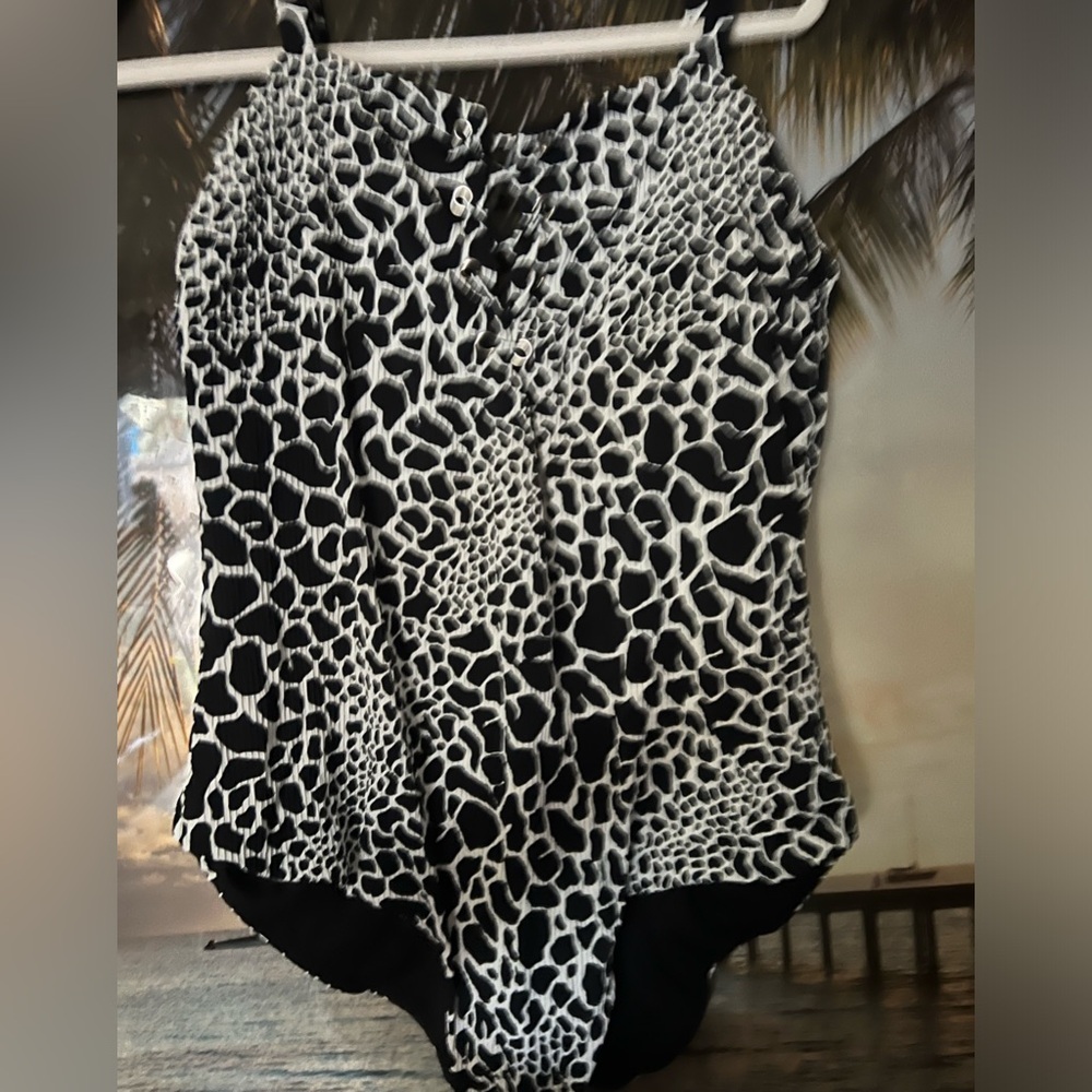 Leopard swimsuit